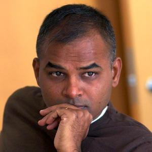 Pramod Sadalage Pramod Sadalage
